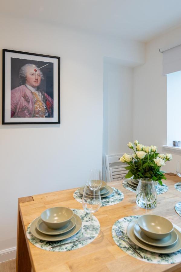 The Pinkish House - 4 Bed Home In The Town Centre Blairgowrie and Rattray Bagian luar foto