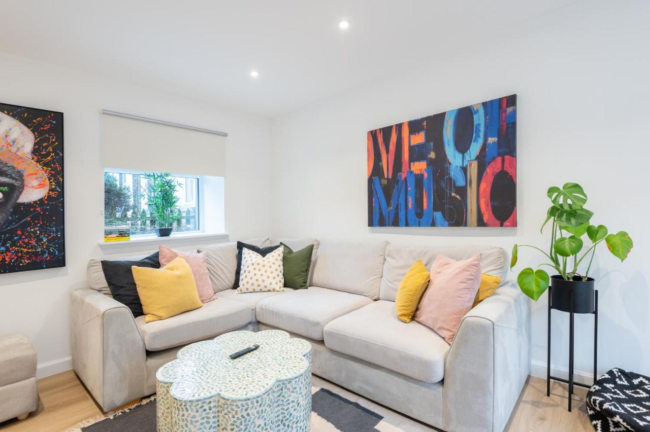 The Pinkish House - 4 Bed Home In The Town Centre Blairgowrie and Rattray Bagian luar foto
