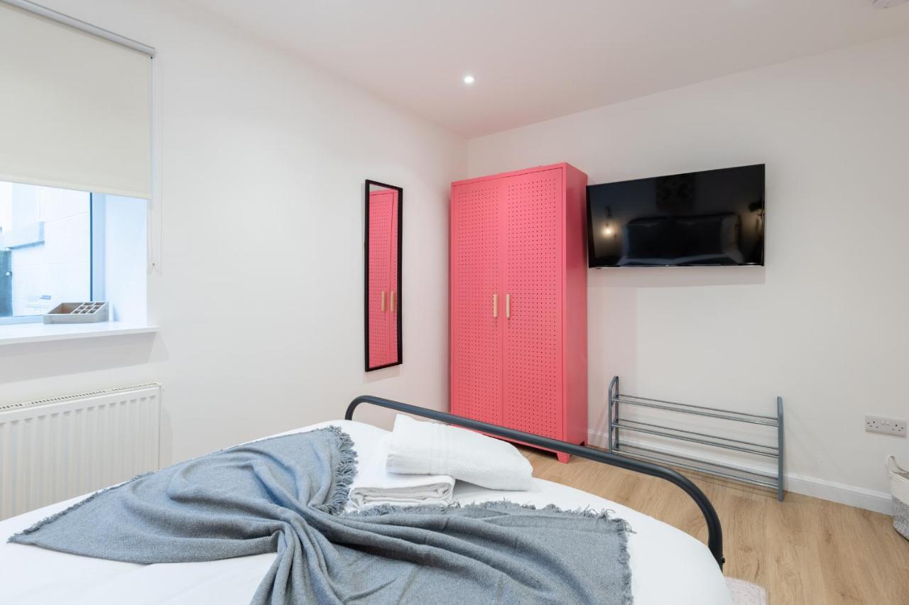 The Pinkish House - 4 Bed Home In The Town Centre Blairgowrie and Rattray Bagian luar foto