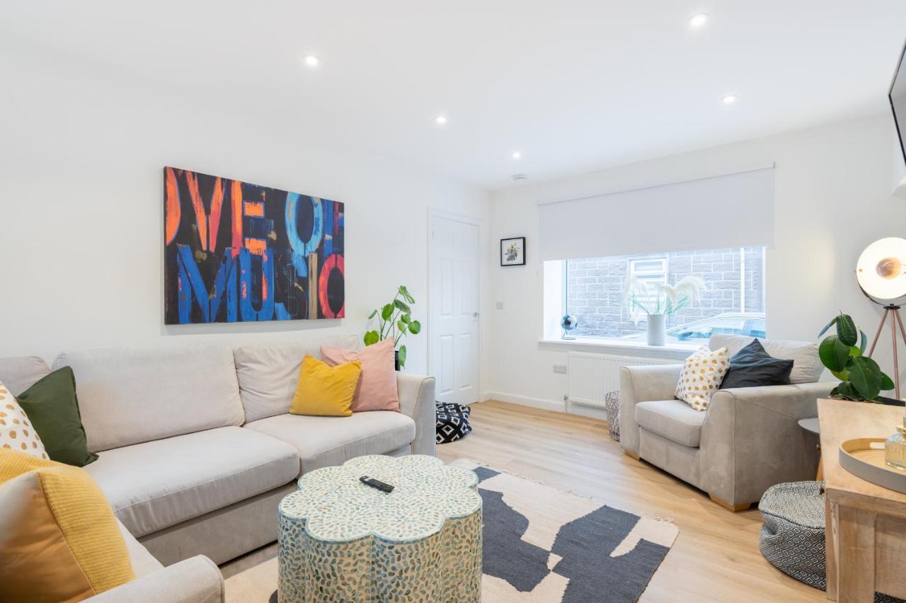 The Pinkish House - 4 Bed Home In The Town Centre Blairgowrie and Rattray Bagian luar foto