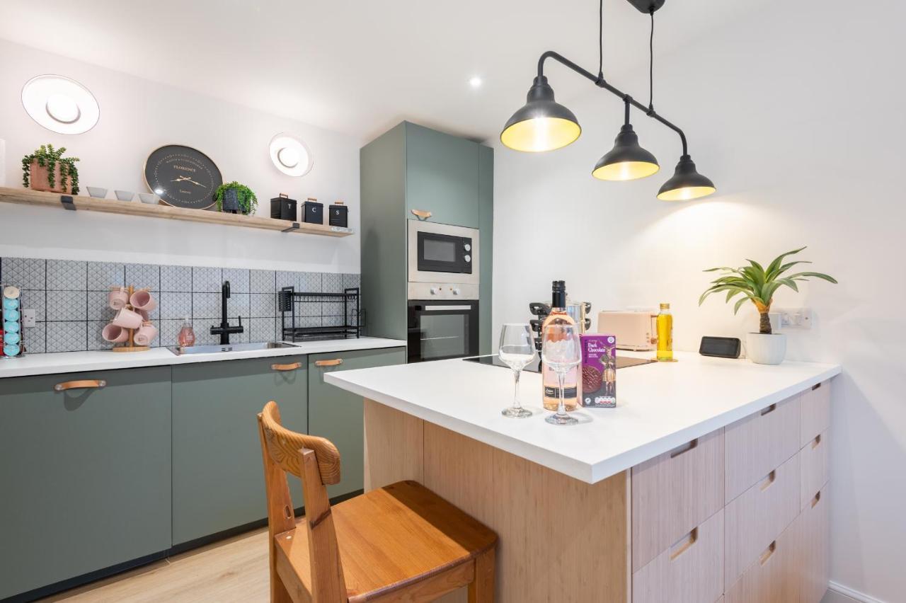 The Pinkish House - 4 Bed Home In The Town Centre Blairgowrie and Rattray Bagian luar foto