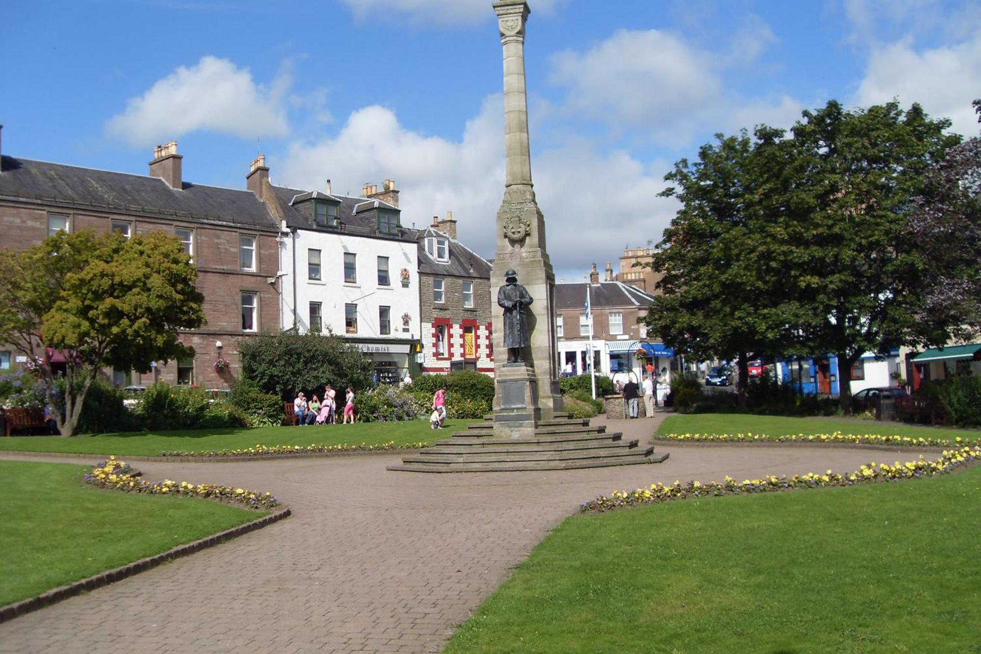 The Pinkish House - 4 Bed Home In The Town Centre Blairgowrie and Rattray Bagian luar foto